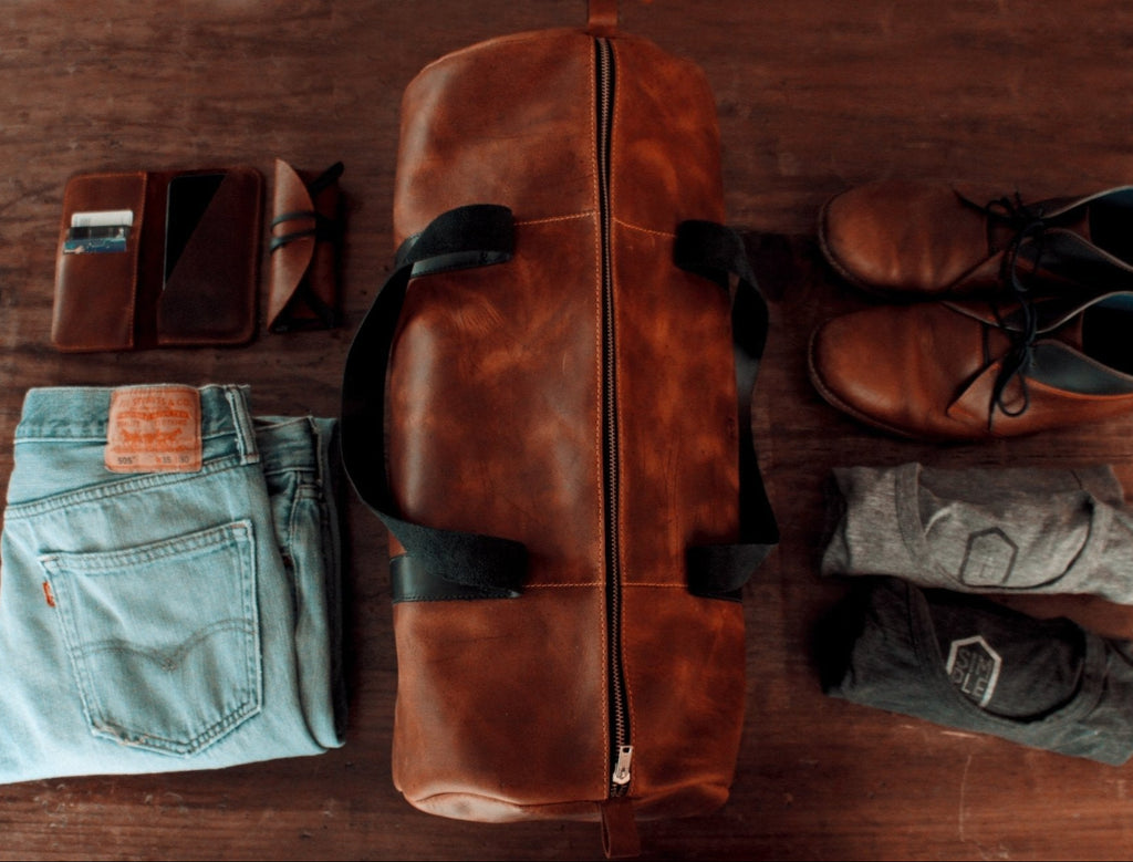 Simple Leather duffle bag, brown with black handles
